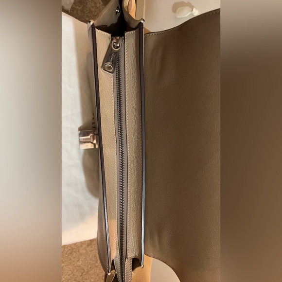 Celine Trapeze - Picture 12 of 16